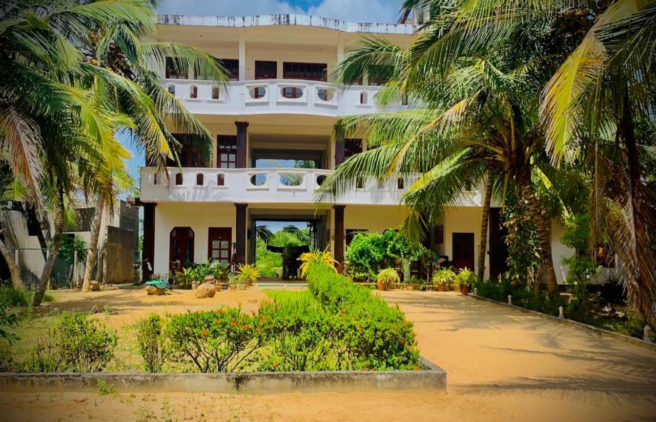 Asha Beach By Moonstone Hotell Tangalle Exteriör bild